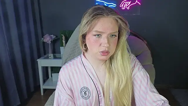 Jes Solar online show from July 2026 03:53:02 PM