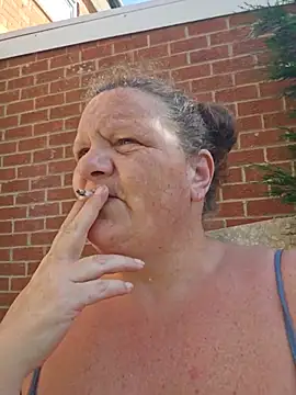 MissQueenBeex online show from May 2026 07:59:01 AM
