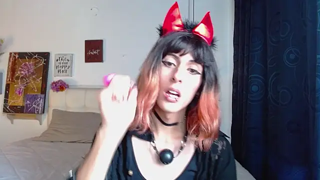 Snapshot of goth_minerva chatting on March 2025 04:55:02 PM goth minerva online show from March 2025 04:55:02 PM