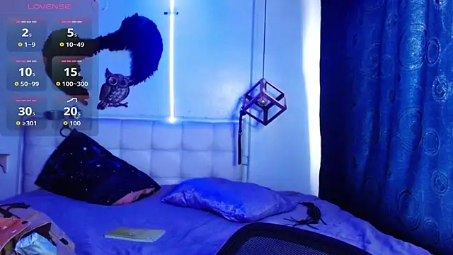 Snapshot of goth_minerva chatting on September 2025 01:44:02 PM goth minerva online show from September 2025 01:44:02 PM