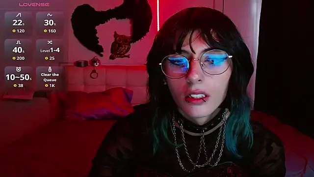 Snapshot of goth_minerva chatting on September 2025 01:45:02 PM goth minerva online show from September 2025 01:45:02 PM