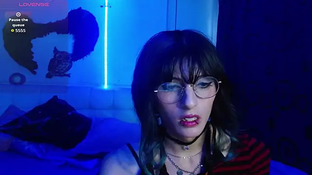 Snapshot of goth_minerva chatting on September 2025 01:47:02 PM goth minerva online show from September 2025 01:47:02 PM