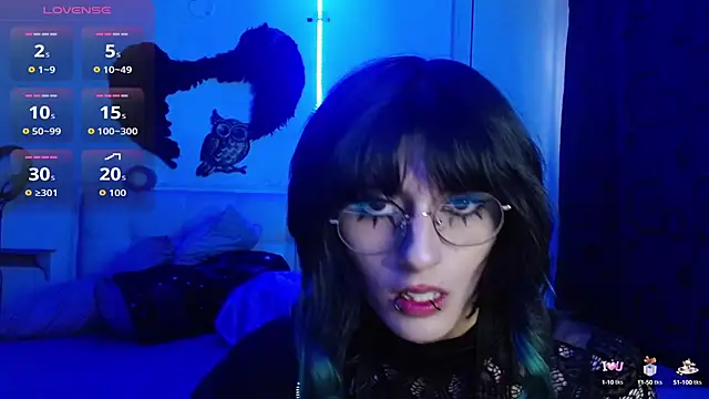 Snapshot of goth_minerva chatting on September 2025 01:58:02 PM goth minerva online show from September 2025 01:58:02 PM