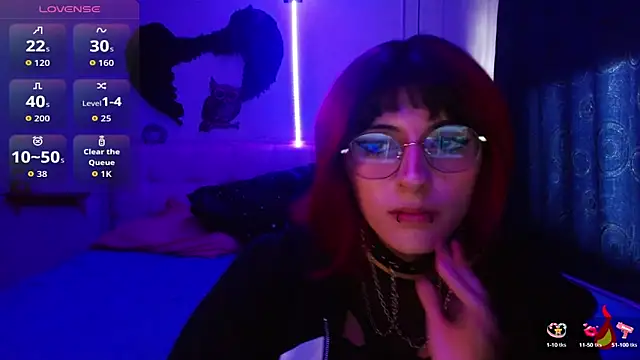 Snapshot of goth_minerva chatting on September 2025 01:48:02 PM goth minerva online show from September 2025 01:48:02 PM