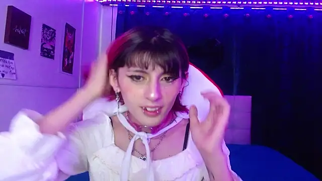 Snapshot of goth_minerva chatting on October 2025 01:36:03 PM goth minerva online show from October 2025 01:36:03 PM