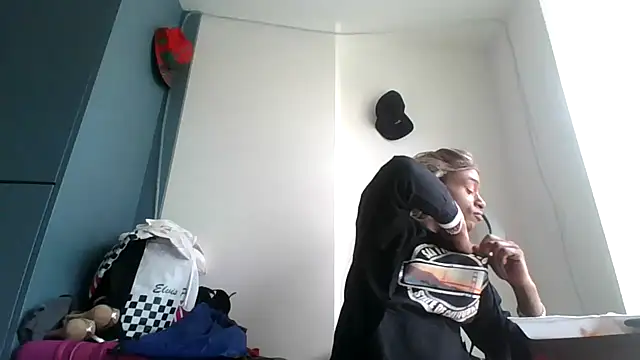 ItsBarbieBitcxxxx69 online show from February 2026 09:09:02 PM