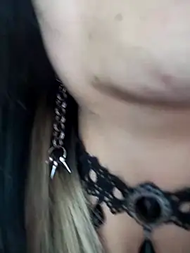 KARINNA  RAVEN online show from April 2026 01:09:02 AM