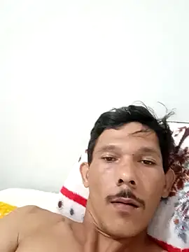 Snapshot of Marcos2402mf chatting on November 2025 05:01:02 PM Marcos2402mf online show from November 2025 05:01:02 PM