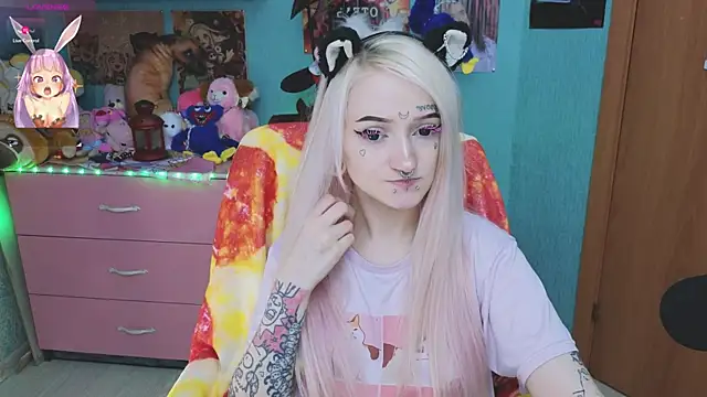 Snapshot of Manuela_unicorn chatting on November 2025 08:30:02 PM Manuela unicorn online show from November 2025 08:30:02 PM