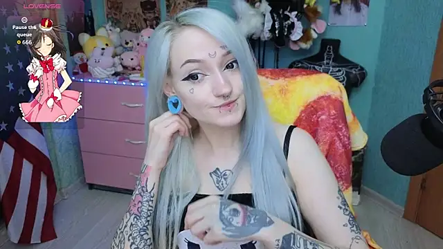 Manuela unicorn online show from May 2026 08:14:02 PM