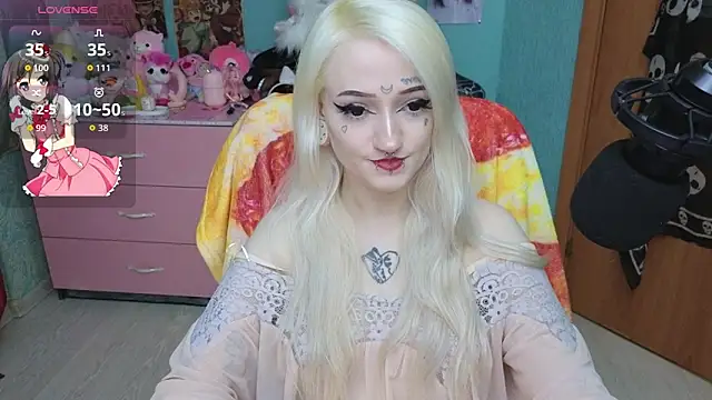 Manuela unicorn online show from May 2026 07:53:02 PM