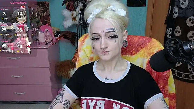 Manuela unicorn online show from May 2026 09:21:02 PM