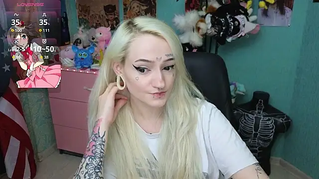 Manuela unicorn online show from June 2026 08:41:01 PM