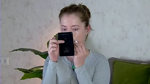 AshleyD  online show from October 2025 03:14:01 AM