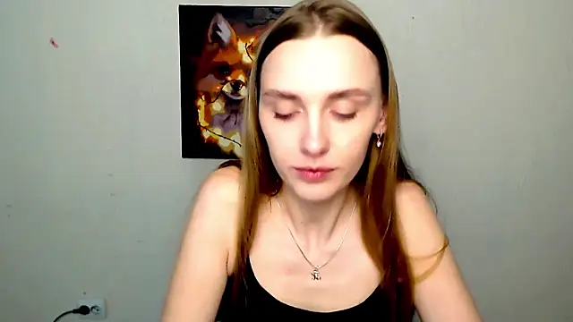 Snapshot of Doll_Angelina chatting on May 2026 05:45:02 AM Doll Angelina online show from May 2026 05:45:02 AM
