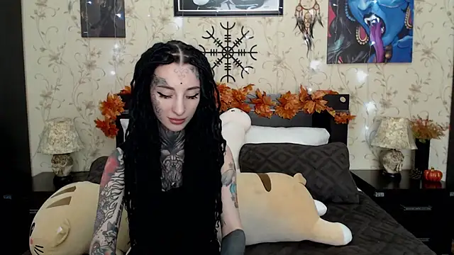 Velvetbat online show from October 2025 07:01:02 AM