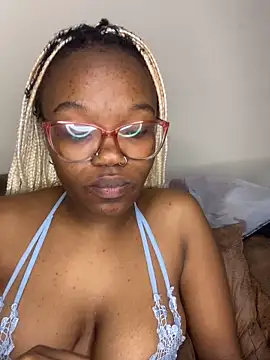 YummyMelanin117 online show from April 2026 11:51:02 PM