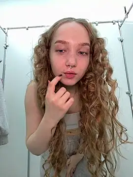 bambi lu online show from May 2026 04:45:02 PM