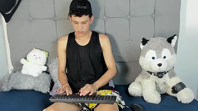 jeims hotboy online show from June 2026 11:16:02 AM