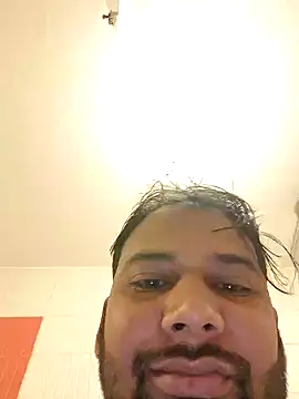 UAjit online show from September 2025 01:38:02 AM