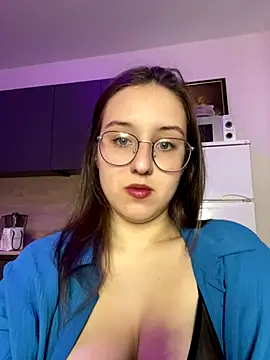 Vviikkssiikk online show from October 2025 05:13:01 PM