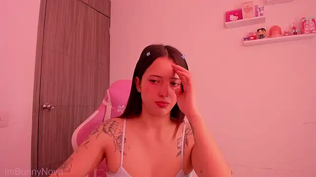 Snapshot of ImBunnyNova chatting on July 2026 04:06:01 PM ImBunnyNova online show from July 2026 04:06:01 PM