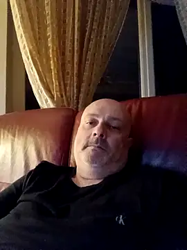 Alexis Bull online show from March 2026 11:30:02 PM