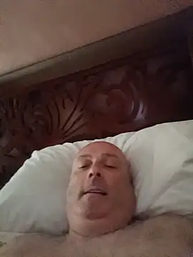 Alexis Bull online show from June 2026 02:17:02 PM