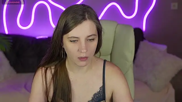 Snapshot of ValeryMurr chatting on October 2025 12:59:01 PM ValeryMurr online show from October 2025 12:59:01 PM