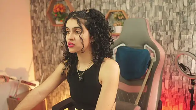 bonniie 98  online show from July 2026 08:29:02 PM