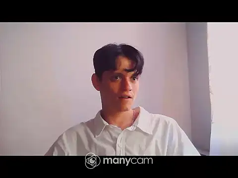 santihot089 online show from December 2025 09:00:02 PM