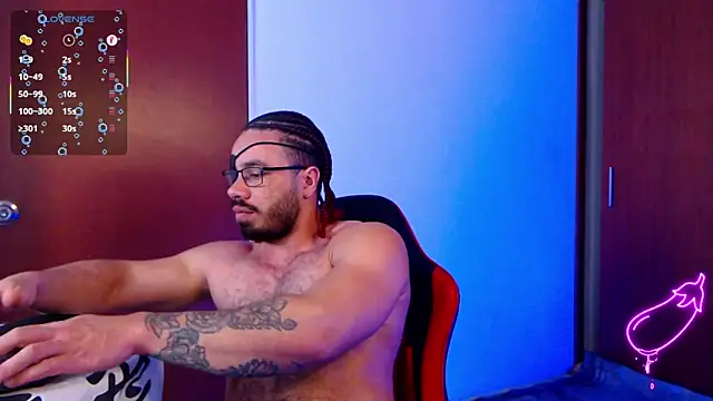 Snapshot of pirata_fitness chatting on June 2026 09:46:01 AM pirata fitness online show from June 2026 09:46:01 AM