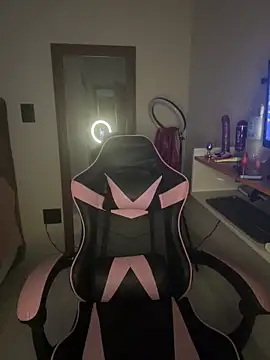 Manu 2002  online show from February 2026 02:37:02 AM