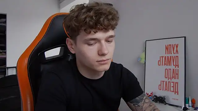 DanyDavis online show from October 2025 11:53:01 AM