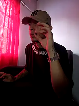 Chris  Jones online show from September 2025 05:38:01 PM