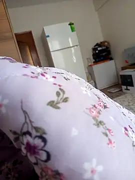 Snapshot of leona633 chatting on November 2025 11:32:02 AM leona633 online show from November 2025 11:32:02 AM