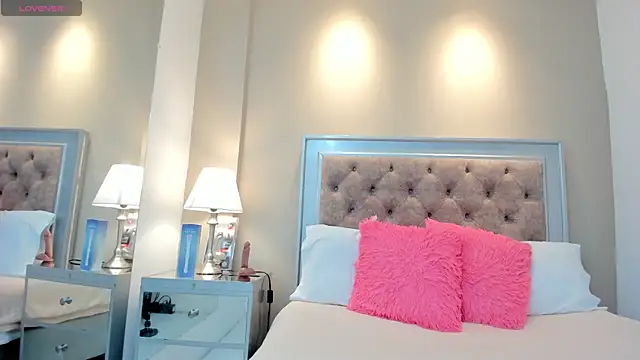 AlexaStorrm online show from October 2025 04:05:02 AM