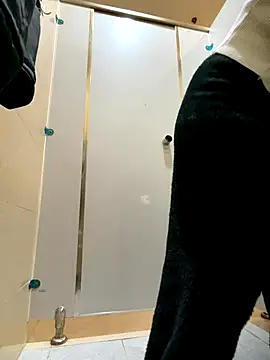 AiBanana online show from December 2025 04:56:01 PM