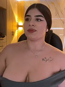 Kariina  69 online show from January 2026 04:07:02 AM