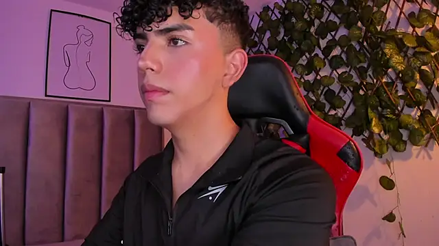 Niick Twink online show from October 2025 03:12:02 AM