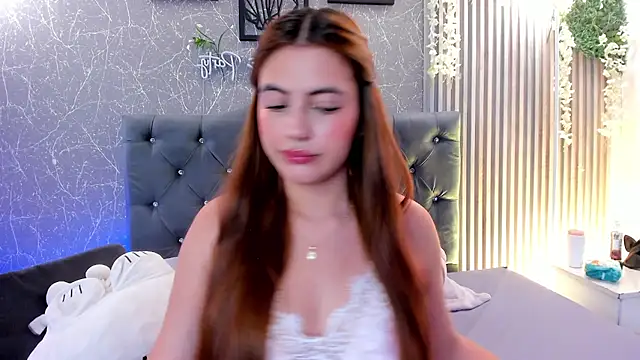 mialeia01 online show from June 2026 09:01:02 PM