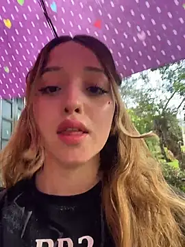 Baby  Otaku online show from April 2026 09:34:02 PM