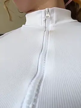 Baby  Otaku online show from April 2026 07:58:01 PM