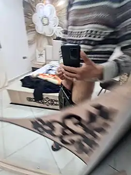 amirzinou online show from November 2025 10:35:02 AM