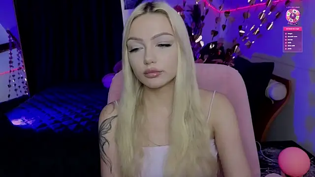 LinaLirian online show from June 2026 12:38:02 PM