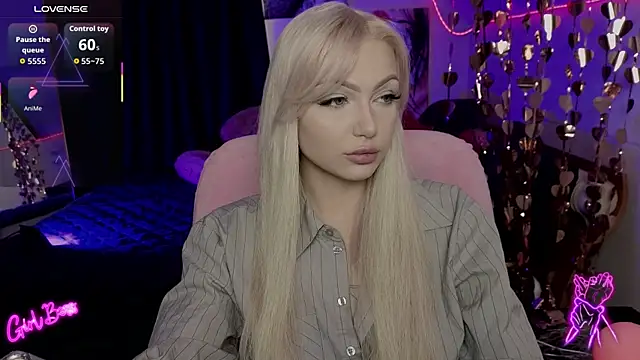 LinaLirian online show from July 2026 10:35:02 AM