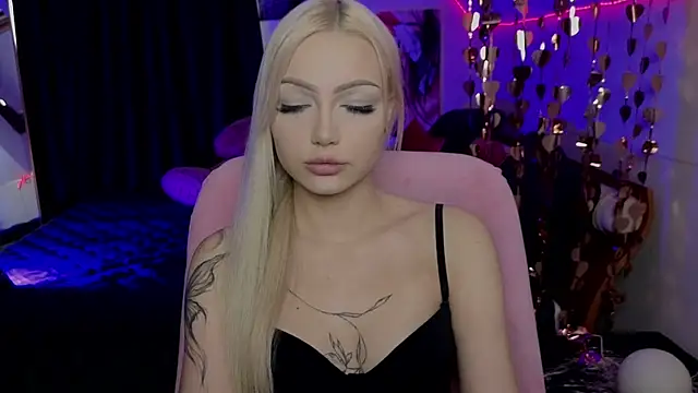 LinaLirian online show from July 2026 10:36:01 AM