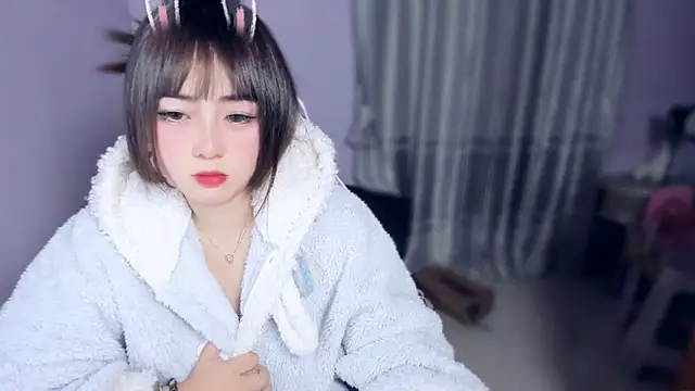 yuki3366 online show from December 2025 12:54:01 PM