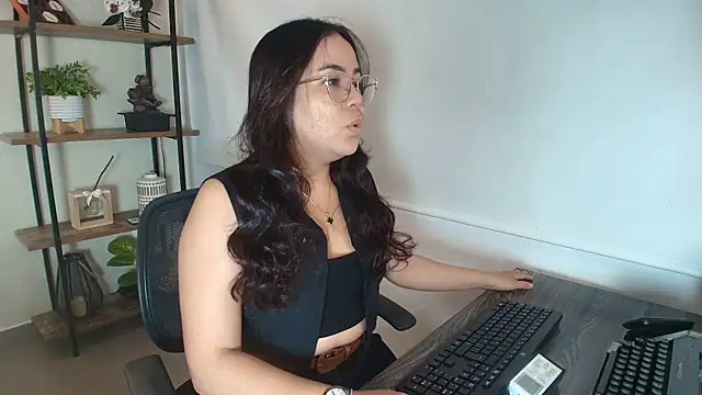  Victoria Collins online show from March 2026 11:43:02 AM