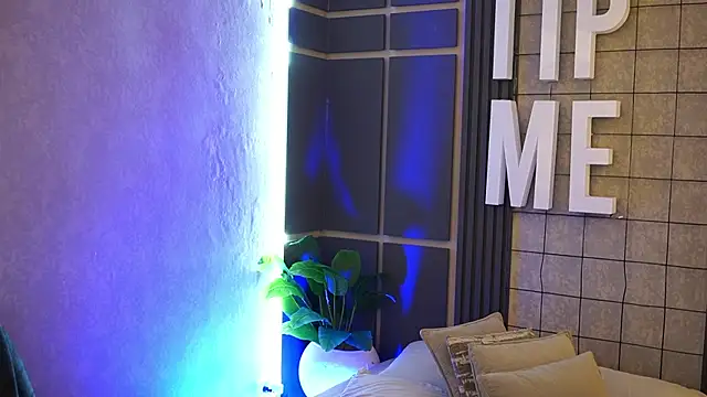 Susan wall online show from October 2025 12:58:01 PM